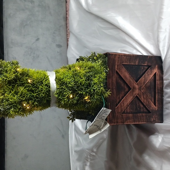 Easter tree - Picture 3 of 3